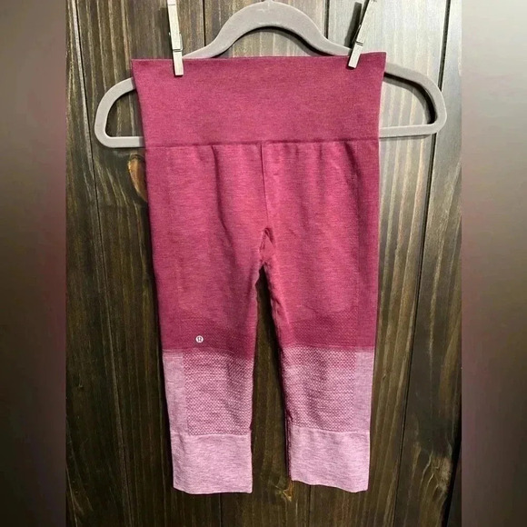Lululemon Crop Compression Leggings. Size:4. Color: Gradient Burgundy - Picture 6 of 14
